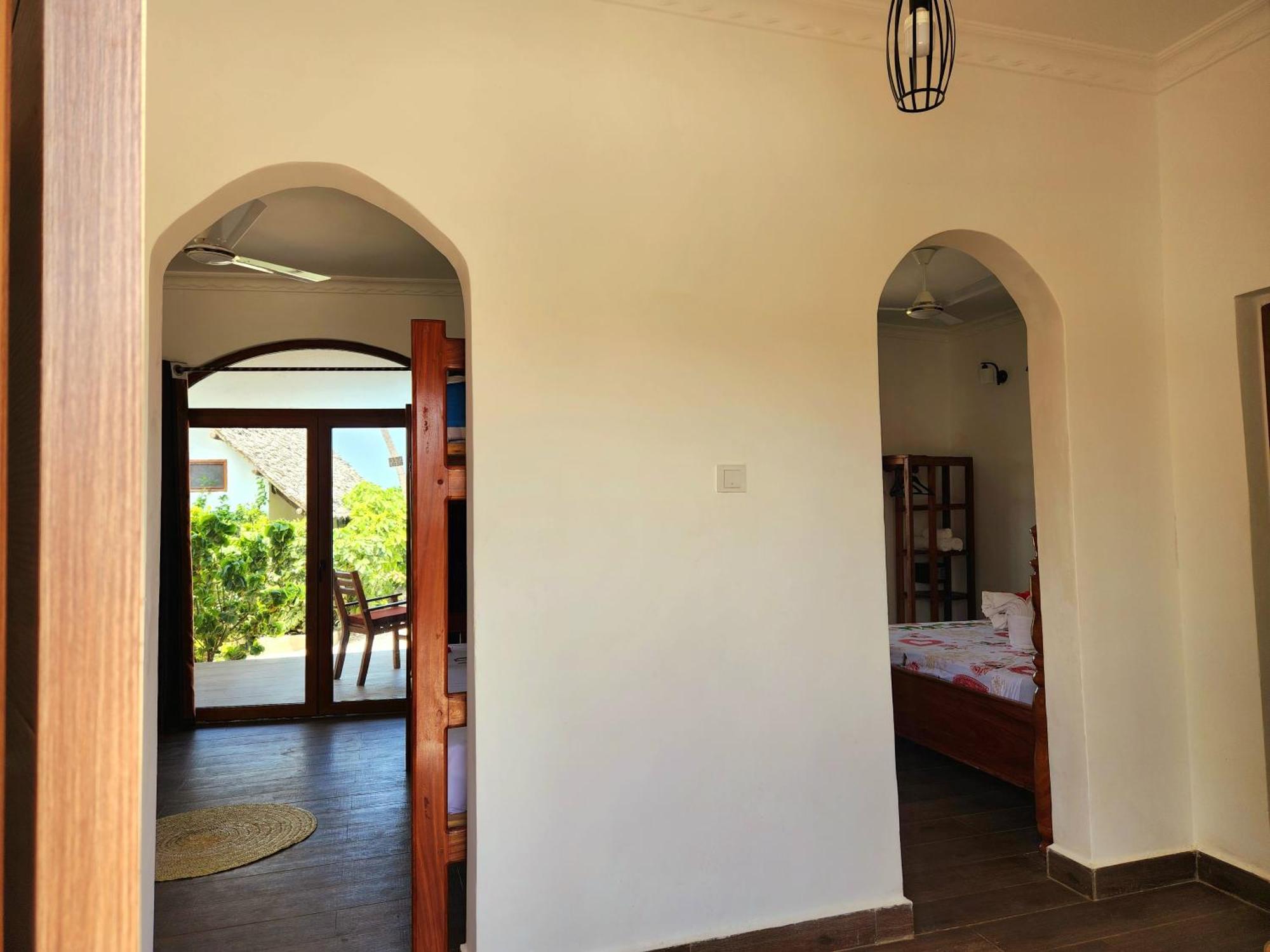 Almas Beach Boutique Hotel Makunduchi Exterior photo