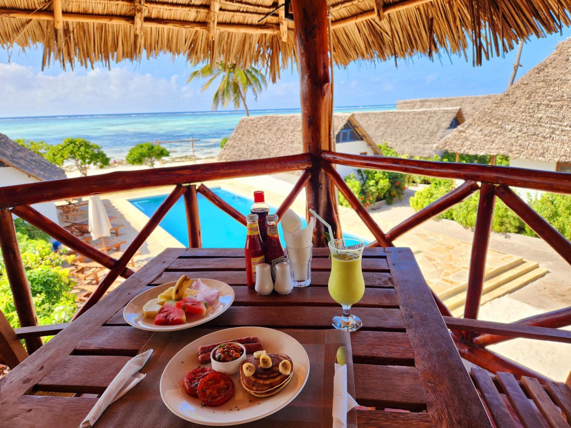 Almas Beach Boutique Hotel Makunduchi Exterior photo